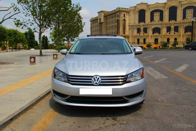 Volkswagen Passat 2012, 100,000 km - 2.0 l - Bakı