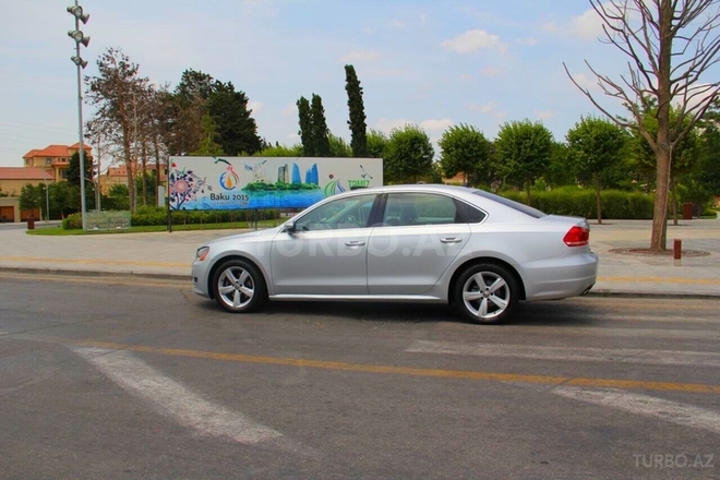 Volkswagen Passat 2012, 100,000 km - 2.0 l - Bakı
