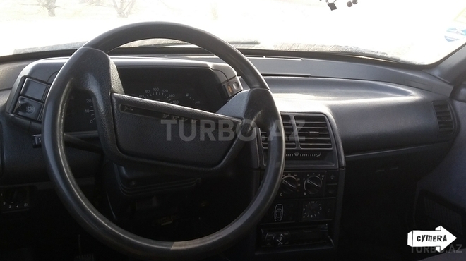 LADA (VAZ) 2110 2003, 300,000 km - 1.5 l - Xudat