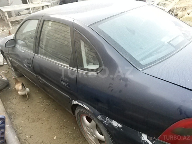 Opel Vectra 1996, 250,000 km - 2.0 l - Bakı