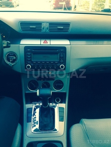 Volkswagen Passat 2005, 101,000 km - 2.0 л - Bakı