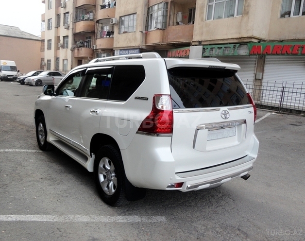 Toyota Prado 2013, 33,900 km - 2.7 л - Bakı