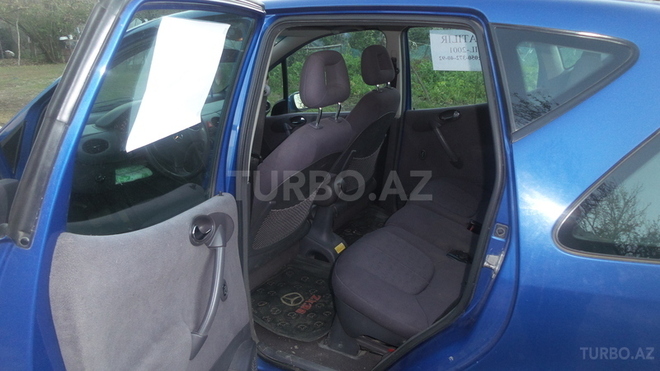 Mercedes A 160 2001, 112,218 km - 1.6 л - Astara