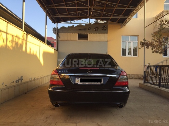 Mercedes E 350 2007, 150,000 km - 3.5 l - Sumqayıt