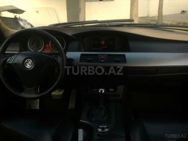 BMW 520 2004, 157,000 km - 2.2 l - Bakı