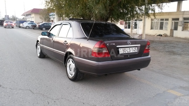 Mercedes C 200 1995, 270,000 km - 2.0 l - Sumqayıt