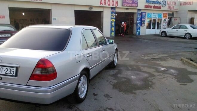 Mercedes C 200 1995, 170,000 km - 2.0 l - Sumqayıt