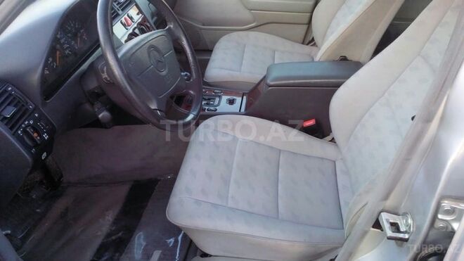 Mercedes C 200 1995, 170,000 km - 2.0 l - Sumqayıt
