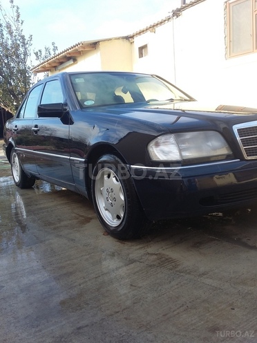 Mercedes C 180 1993, 229,354 km - 1.8 l - Bakı