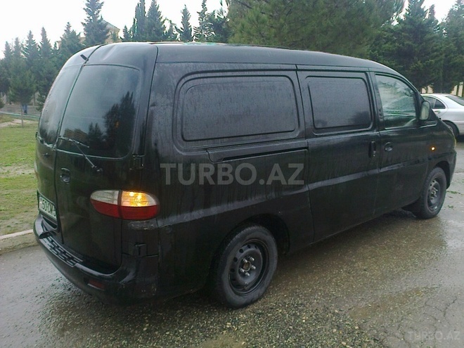 Hyundai H-1 2004, 5,648,953 km - 2.5 l - Sumqayıt