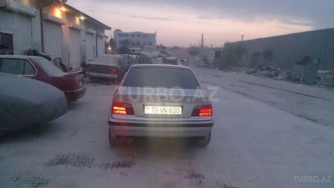 BMW 325 1995, 253,000 km - 2.5 l - Bakı