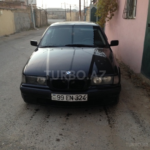 BMW 316 1998, 330,560 km - 1.6 l - Sumqayıt