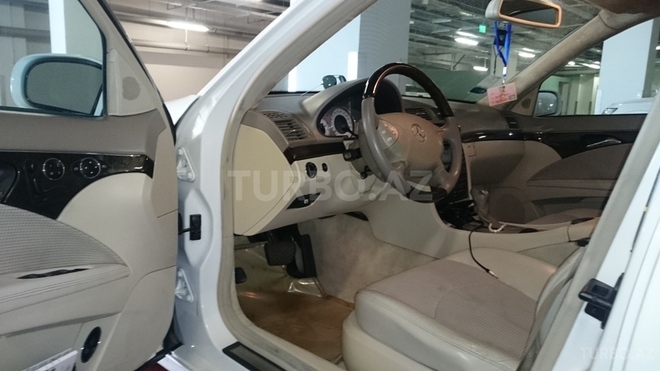 Mercedes E 240 2002, 184,000 km - 2.6 л - Bakı