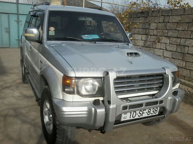 Mitsubishi Pajero 1993, 200,000 km - 2.8 l - Bakı