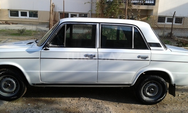 LADA (VAZ) 2106 1985, 26,100 km - 1.6 л - Salyan