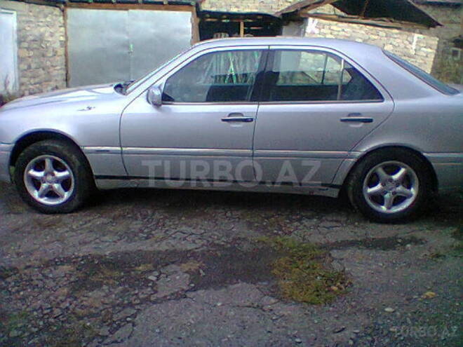 Mercedes C 180 1994, 350,000 km - 0.2 l - İsmayıllı