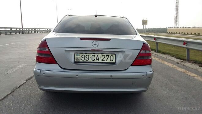 Mercedes E 270 2002, 198,649 km - 2.7 л - Bakı