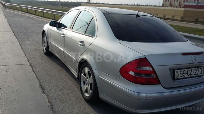 Mercedes E 270 2002, 198,649 km - 2.7 л - Bakı