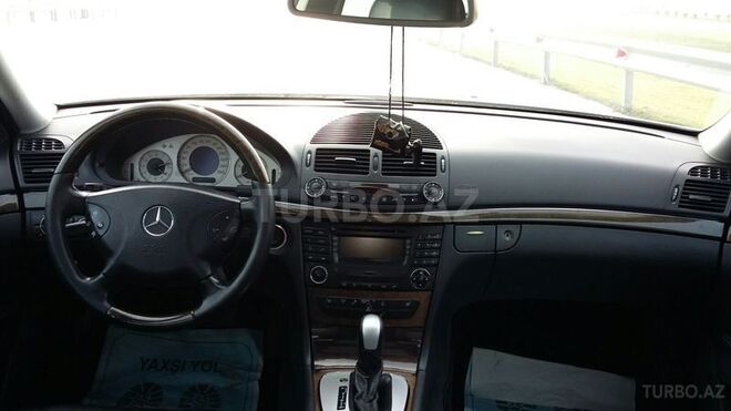Mercedes E 270 2002, 198,649 km - 2.7 л - Bakı