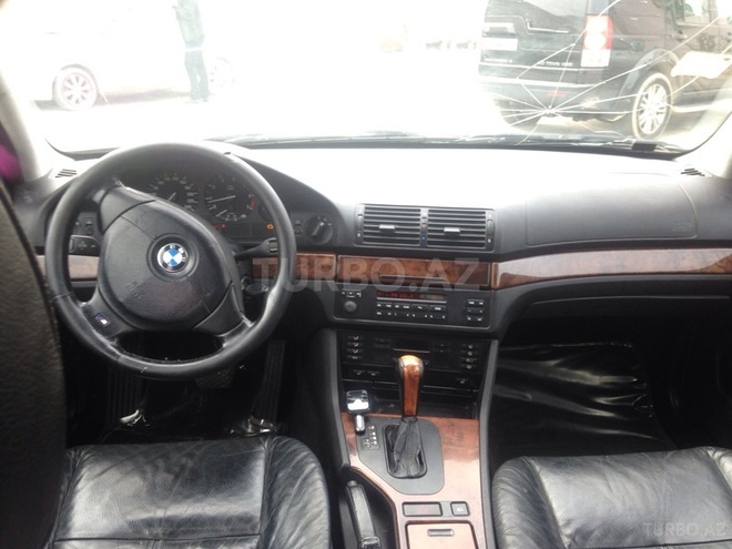 BMW 525 2000, 280,000 km - 2.5 l - Bakı
