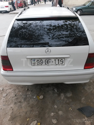 Mercedes C 220 1998, 280,000 km - 2.2 l - Bakı