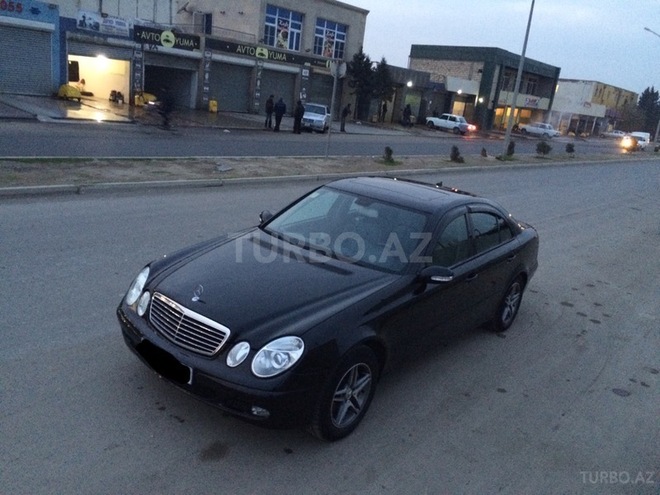Mercedes E 220 2005, 197,500 km - 2.2 l - Sumqayıt