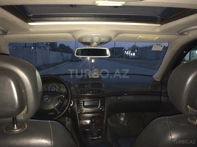 Mercedes E 220 2005, 197,500 km - 2.2 l - Sumqayıt