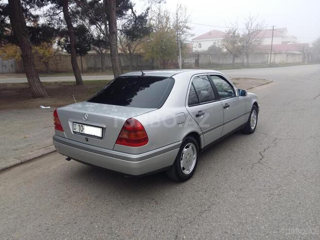 Mercedes C 180 1993, 220,000 km - 1.8 l - Sumqayıt