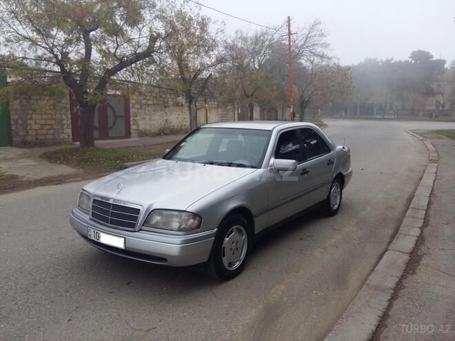 Mercedes C 180 1993, 220,000 km - 1.8 l - Sumqayıt
