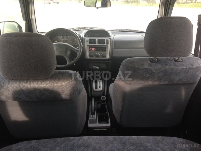 Mitsubishi Pajero io 2002, 108,285 km - 2.0 л - Bakı