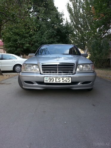 Mercedes C 240 2000, 270,000 km - 2.4 l - Bakı