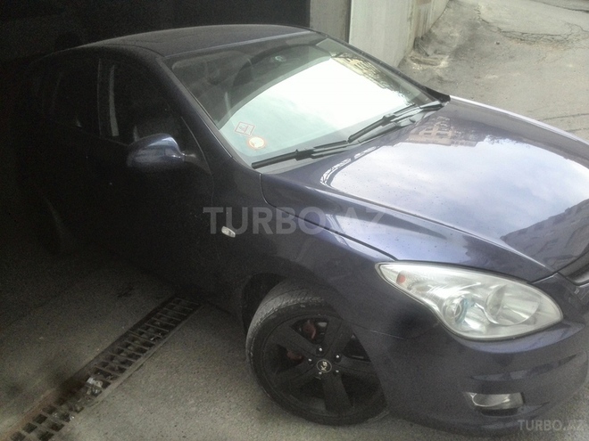 Hyundai i30 2008, 87,000 km - 2.0 l - Bakı