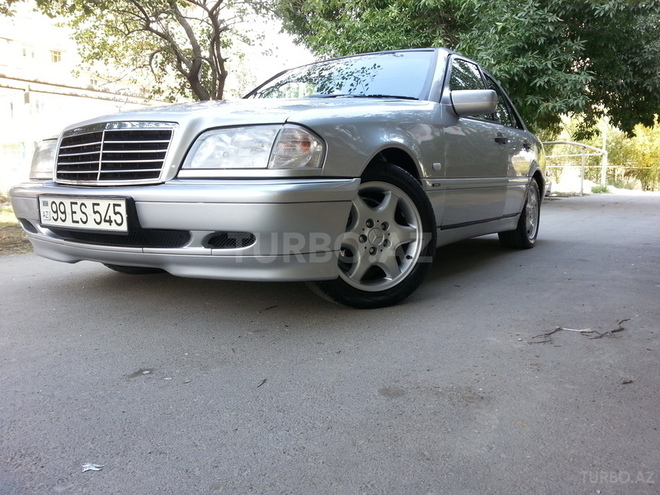 Mercedes C 240 2000, 270,000 km - 2.4 l - Bakı