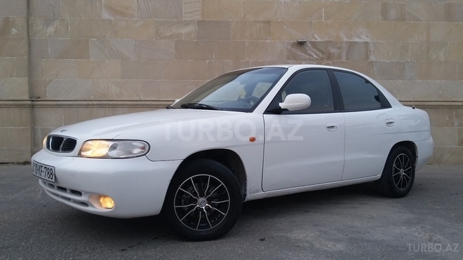 Daewoo Nubira 1999, 227,000 km - 1.6 l - Bakı