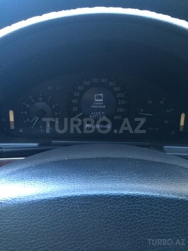 Mercedes E 220 2003, 2,140,000 km - 2.2 l - Bakı