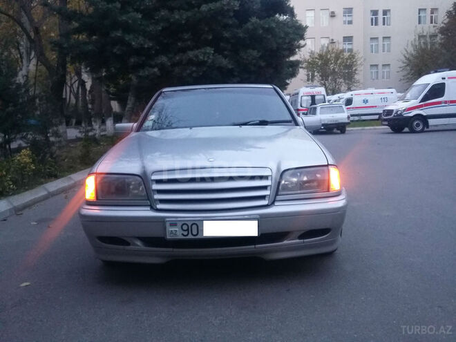 Mercedes C 200 1999, 300,000 km - 2.0 л - Sumqayıt