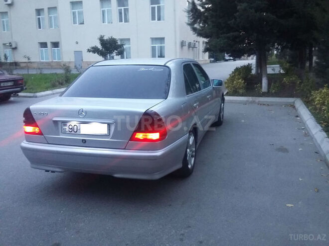 Mercedes C 200 1999, 300,000 km - 2.0 л - Sumqayıt