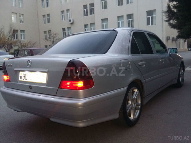 Mercedes C 200 1999, 300,000 km - 2.0 л - Sumqayıt