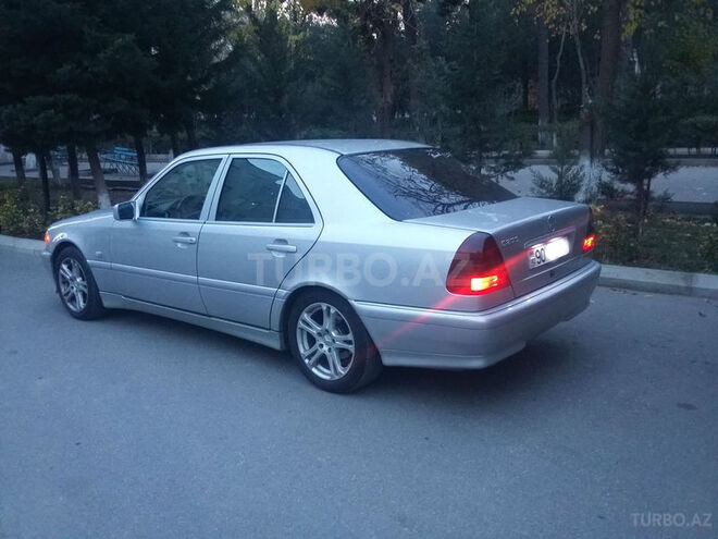 Mercedes C 200 1999, 300,000 km - 2.0 л - Sumqayıt