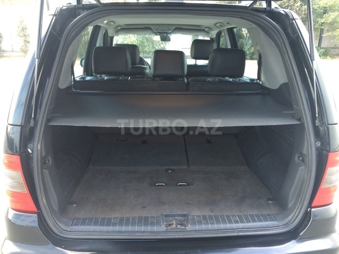 Mercedes ML 350 2004, 240,000 km - 3.5 l - Bakı