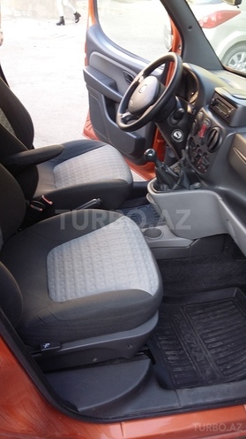 Fiat Doblo 2005, 115,750 km - 1.9 l - Bakı