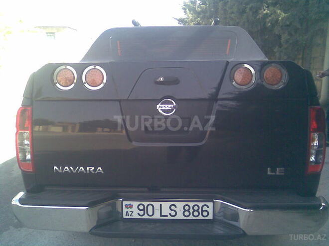 Nissan Navara 2011, 87,000 km - 2.5 l - Bakı
