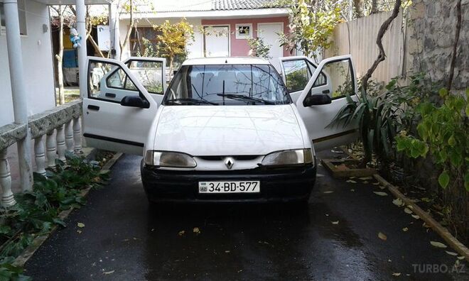 Renault 19 1997, 120 km - 0.5 l - Qax