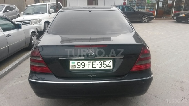Mercedes E 220 2002, 187,000 km - 0.2 l - Bakı
