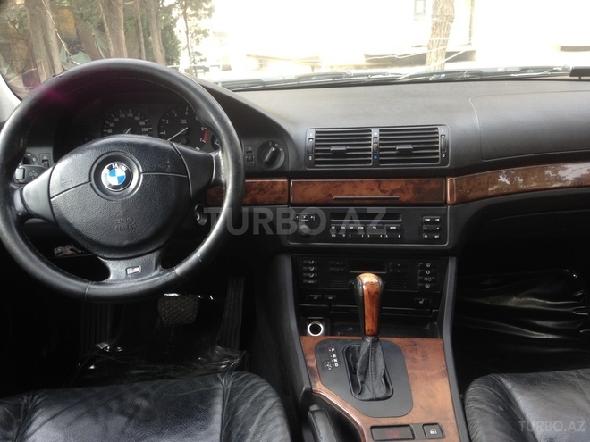 BMW 523 1999, 250,000 km - 2.5 l - Bakı