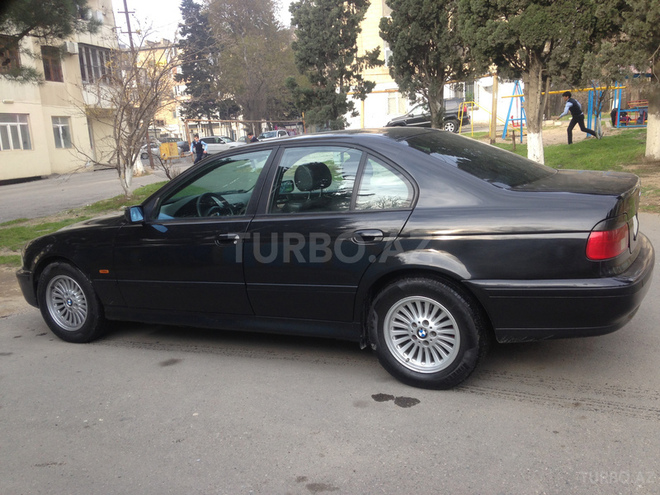 BMW 523 1999, 250,000 km - 2.5 l - Bakı