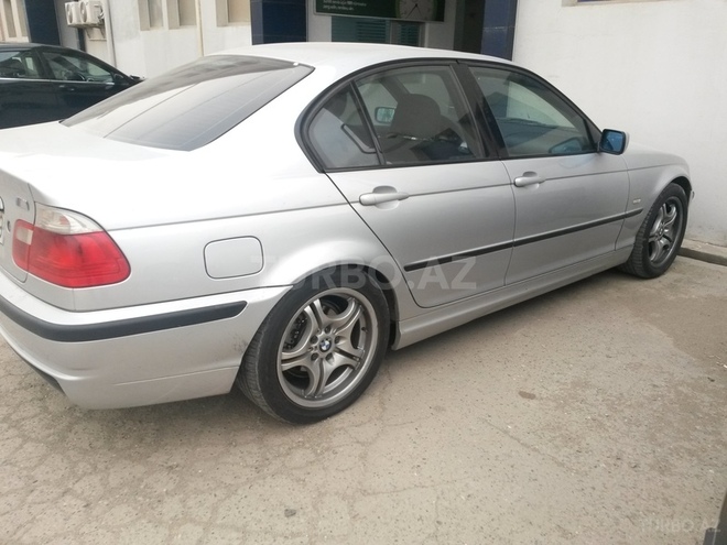 BMW 320 2001, 178,000 km - 2.2 l - Bakı