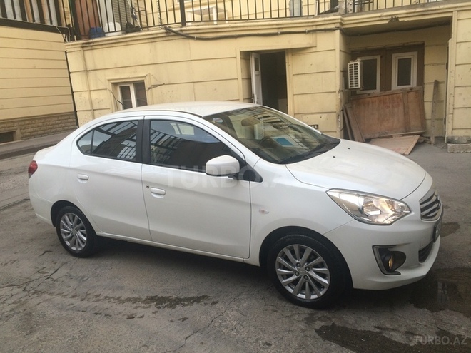 Mitsubishi Attrage 2014, 24,000 km - 1.2 l - Bakı