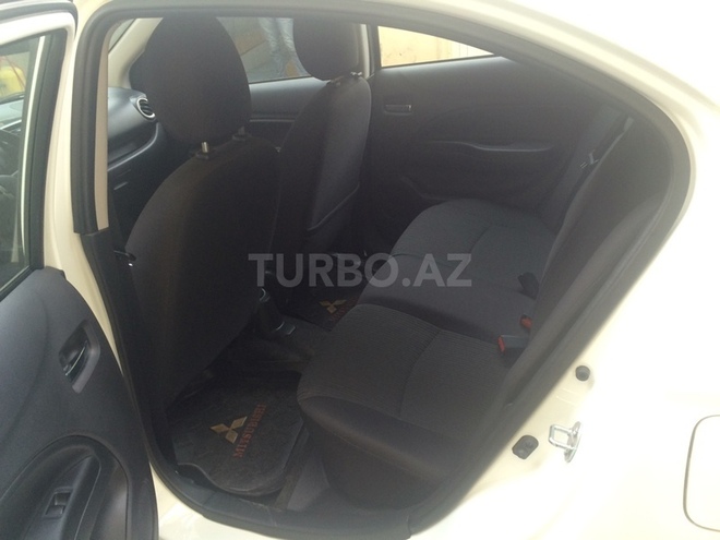 Mitsubishi Attrage 2014, 24,000 km - 1.2 l - Bakı