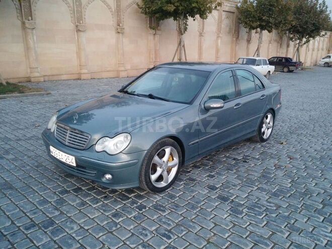 Mercedes C 180 2004, 144,055 km - 1.8 л - Şamaxı